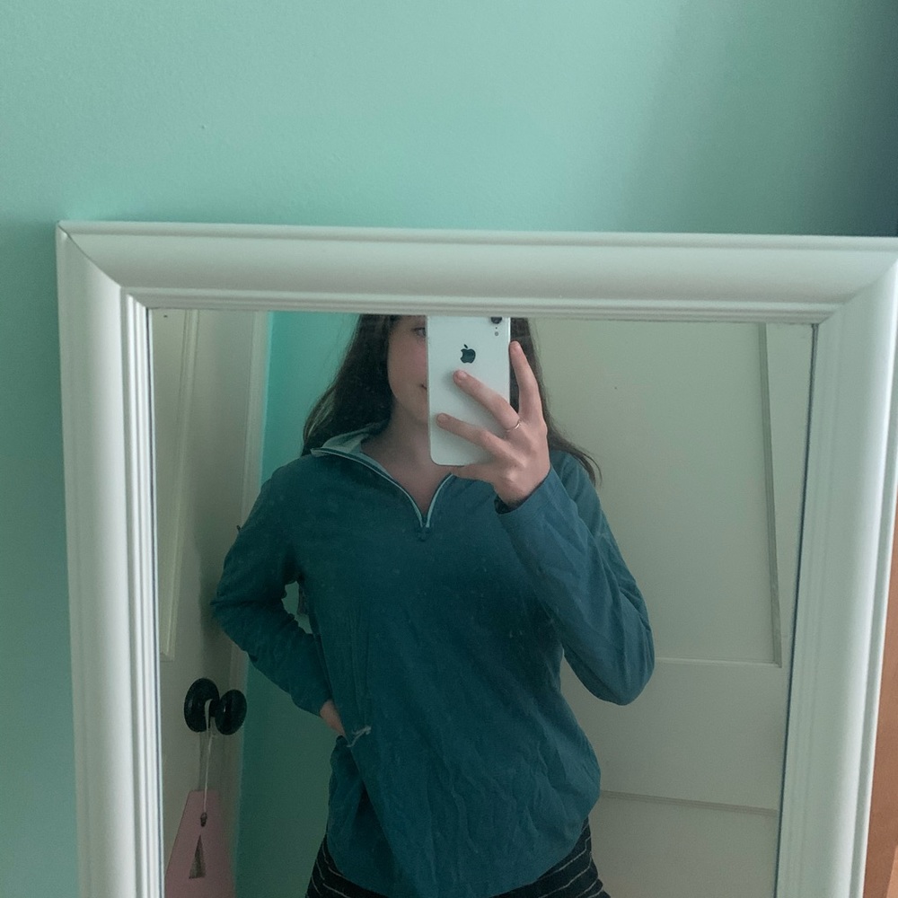 Quarter zip lightweight sweatshirt